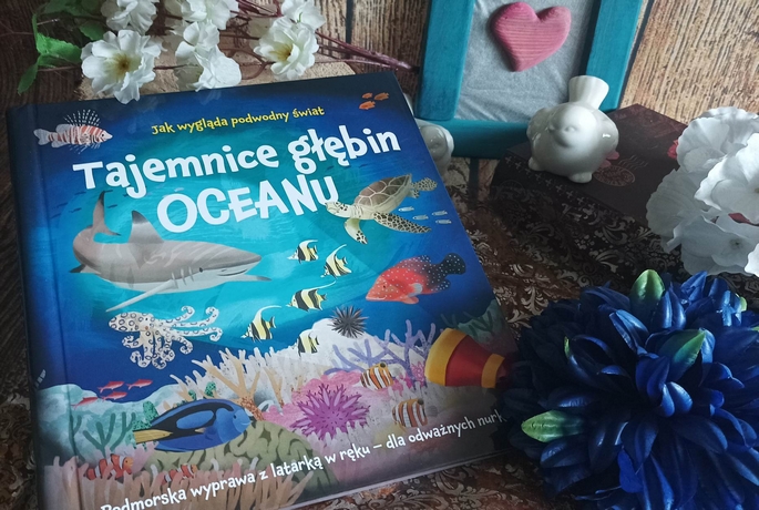Tajemnice głębin oceanu – Julia Adams, Lisa Regan