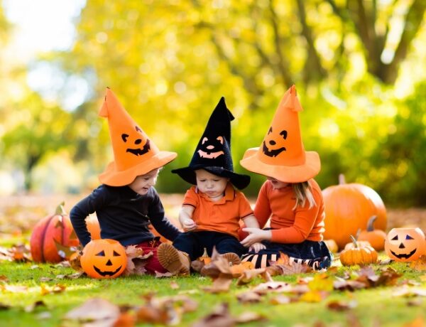 Zabawy z Dziećmi na Halloween: Magiczne Pomysły na Strasznie Dobrą Zabawę!